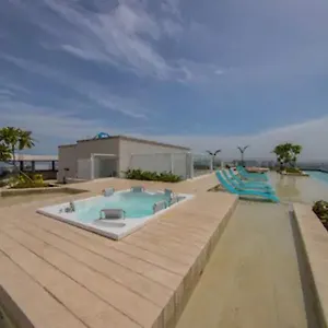 https://martinique-cielo-mar.cartagena-hotels.org