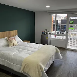 https://apartamentos-centricos-y-comodos-en-chapinero.hotels-bogota.net